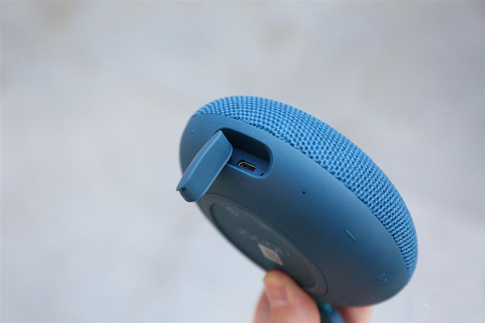 Huawei Honor AM51 Bluetooth speaker