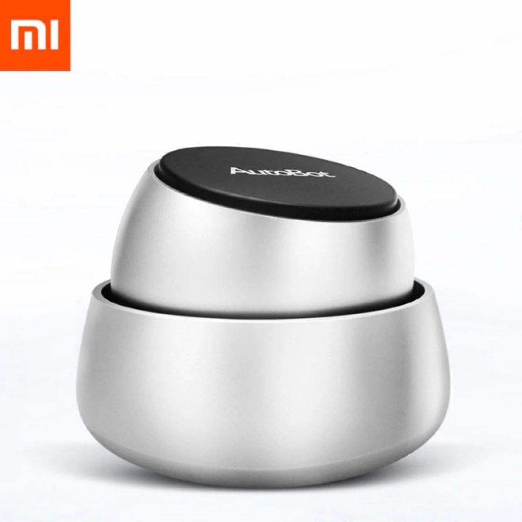 coupon, gearvita,Xiaomi Mijia AutoBot Q Magnetic Phone Car Holder 360 Degree Free Rotation
