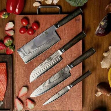 €117 with coupon for HUOHOU 4Pcs Damascus Kitchen Knife Set 67 Layers Clad Stainless Steel Knife Universal Santoku Chef Slicing Knife Best Chef’s Gift Kitchen Tool from EU CZ warehouse BANGGOOD