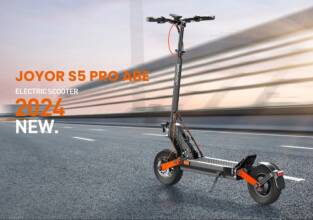 €759 with coupon for JOYOR S5 Pro 10-inch Electric Scooter from EU warehouse GEEKBUYING