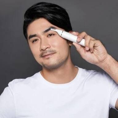 $11 with coupon for XIAOMI IPX5 Nose Hair Trimmer Eyebrow Clipper Sharp Blade Cordless Nasal Cleaner for Men from BANGGOOD